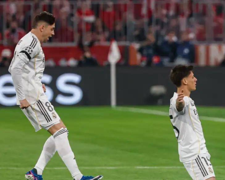 史诗级4-3!拜仁主场掀翻欧冠之王,皇马赛季四大皆空